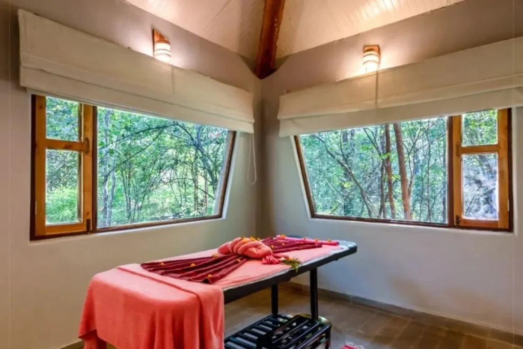 kanha jungle camp